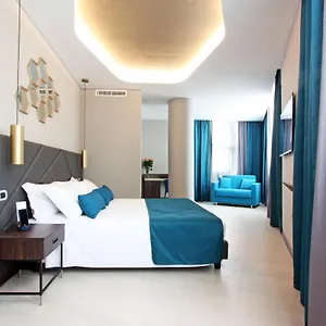 4* Hotell The Hive